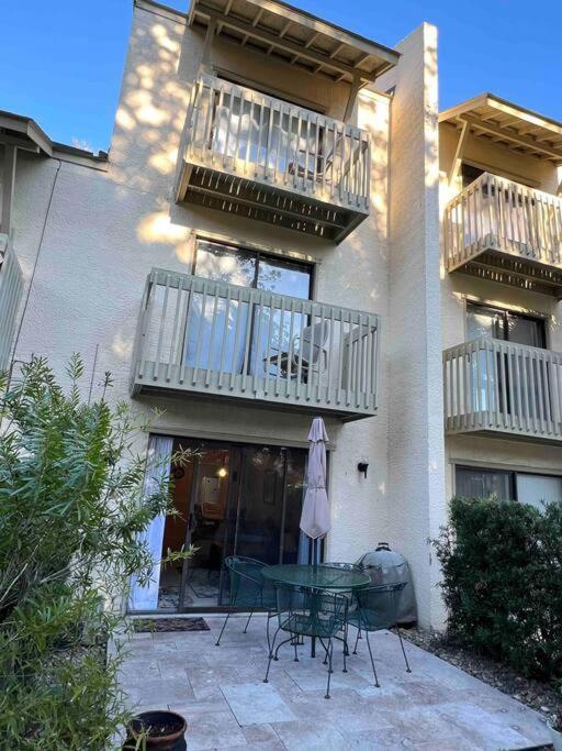 Spacious, Cozy Villa W/Parking In Coligny Villas Hilton Head Island Exterior foto